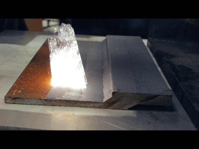 Removing Rust From Steel With a 2000 Watt Laser