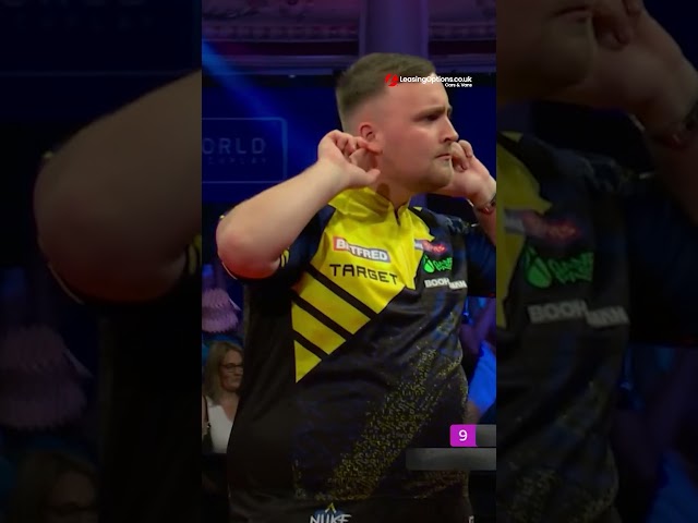 What have we just seen!? 🤯Luke Littler nails outrageous NINE-DARTER in the opening leg 🎯👏