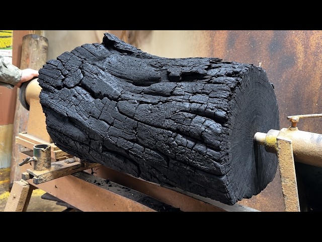 Amazing Craft Woodturning Products - Recycling From A Burnt Wood To Stunning Design With Lathe