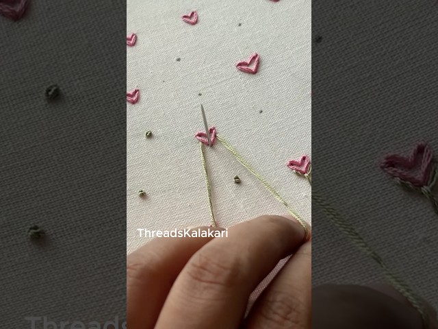 💝 Hand Embroidery designs - Very Easy HEART Embroidery Design #shorts #embroidery #satinstitch
