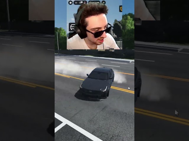 Tulis di kolom komentar berapa kali mobil ini berputar 360 derajat!