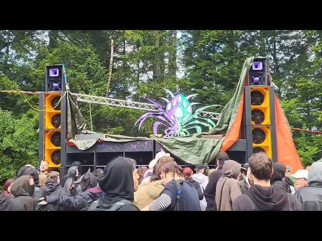 Free Party La Core Trilogie - 01.03/08/2025 - Suisse