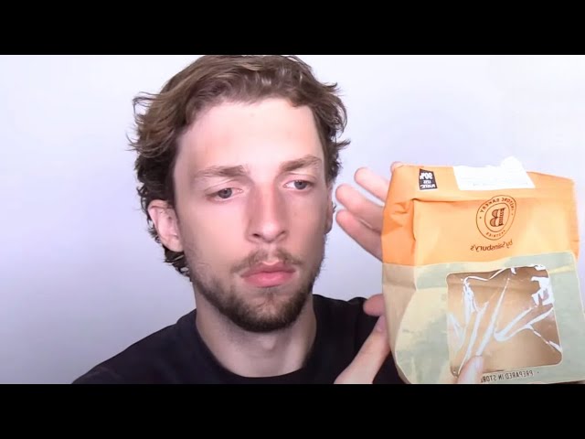 watch slogo eat breakfast