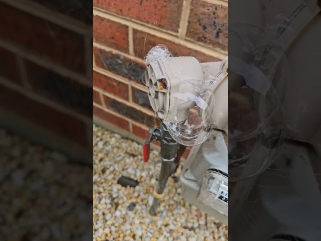 How to find gas leaks with water and dishwasher liquid.