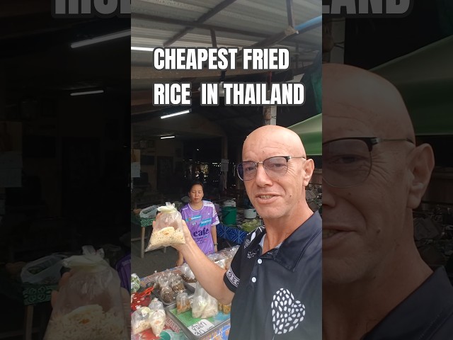 I Found Thailand's CHEAPEST Fried Rice! 🇹🇭🍳