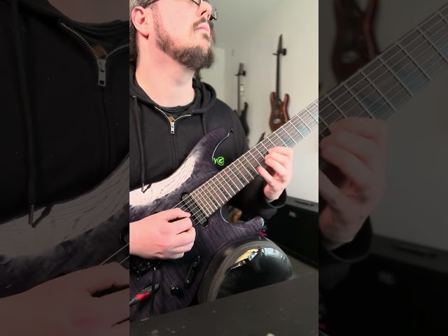 I waited 1 year for this guitar 😍😍