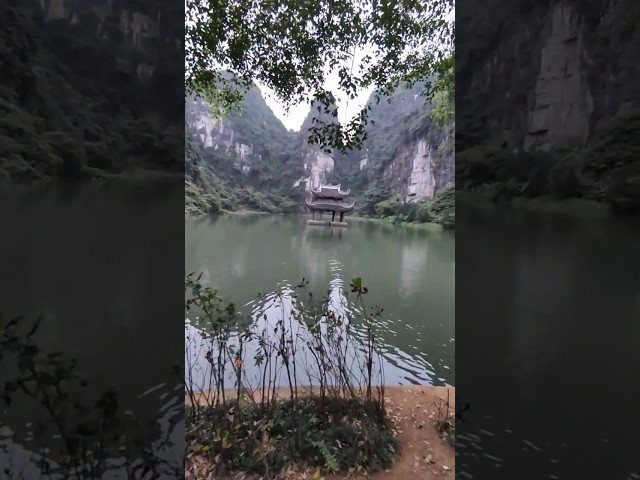 Ninh Binh, Vietnam 🇻🇳 - Trang An landscape (2/2)