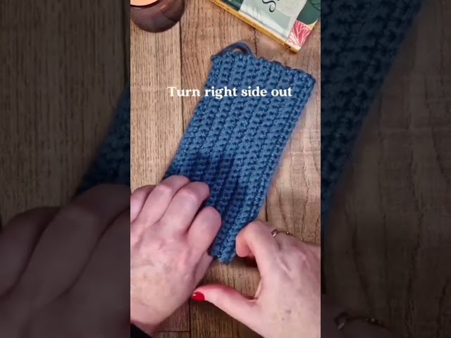 How to #crochet easy fingerless gloves - beginner friendly and fun to make 💛