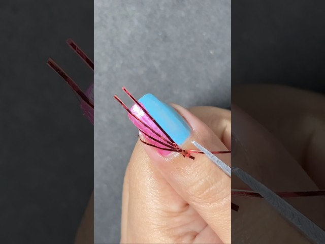 Easy striping nail art for short nails #nailart #notoolnailart #shortsfeed #shortnails