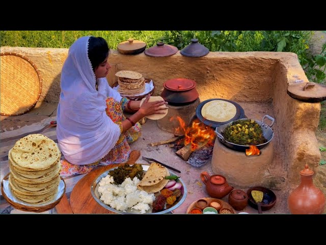 SATVIK THALI BHOJAN : Cooking Desi CHANA SAAG with Handi Daal at village Home Il DESI BHOJAN lI