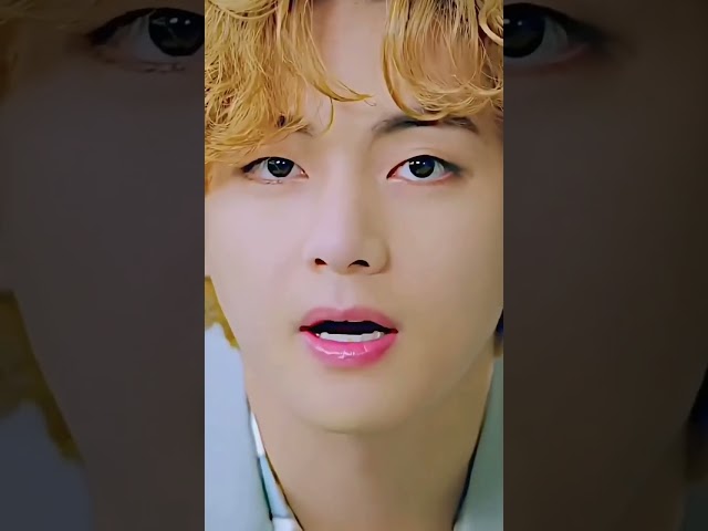 tae boyfriend material ❤️💞🤩 #taeedits #taeshorts #taesmile #btsv #btsvshorts #btsvsmile