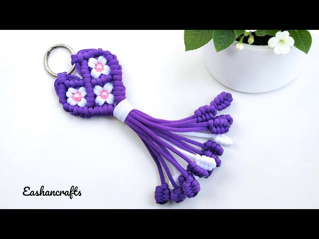 Macrame Flower Heart Keychain Tutorial | DIY Easy Macrame Keychain | Corazón de Macramé