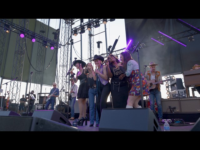 The Highwomen – Redesigning Women (Live at The Gorge 2023) ft Brittney Spencer [Official Live Video]