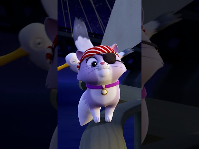 Can cats fly? Someone better tell Cali 😼 #PAWPatrolShorts  #animation