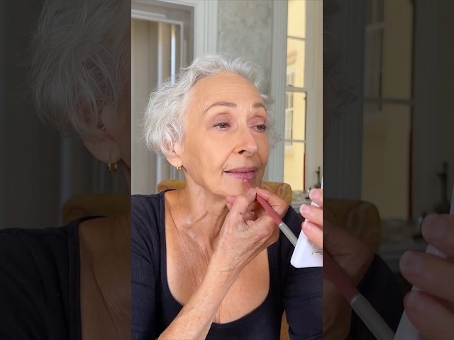 Rose-Marie's Everyday Pink Lip Tutorial