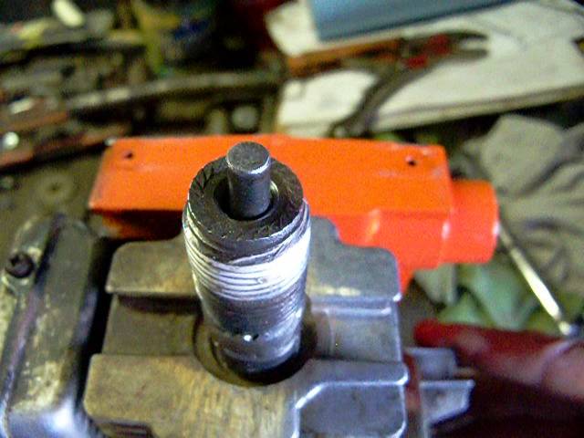 Junk chainsaw 2 stroke engine runs on air