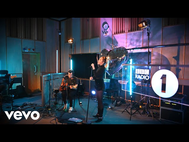 Mark Ronson - Nothing Breaks Like A Heart in the Live Lounge ft. Miley Cyrus