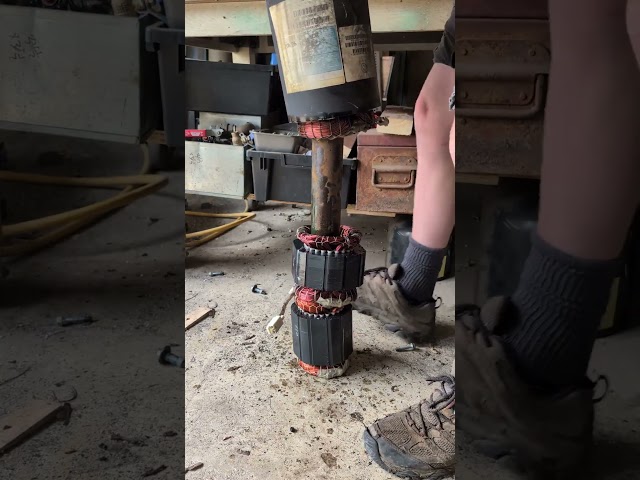 Scroll Compressor Gold!  Scrap Copper Recovery. #scrapmetal #scrapcopper #scrapmetalrecycling