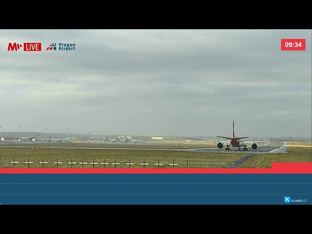 Chengdu Airbus A350 with panda image