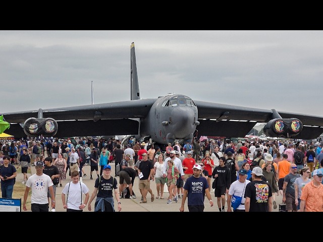 2+ Hours of Oshkosh 2026 Highlights | Airshow, Arrivals & Departures