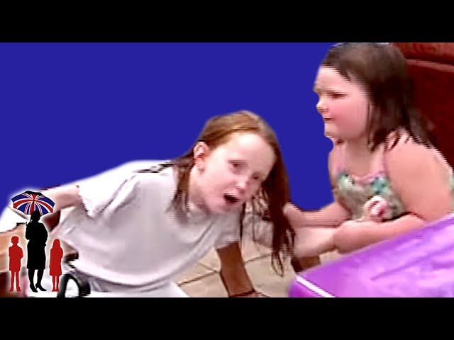 Kids Misbehave at Dinner | Supernanny
