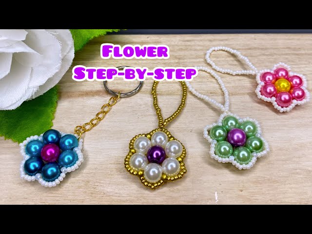 Making a super easy flower keychain Tutorial || step-by-step guide