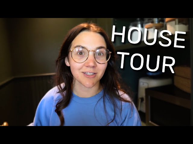 We moved into our new house!!