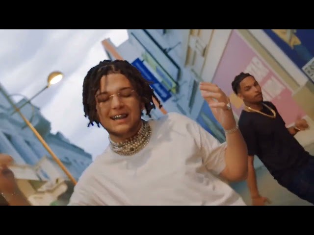 TCHELO - Bilingue (1° Musica) [Official Music Video ]
