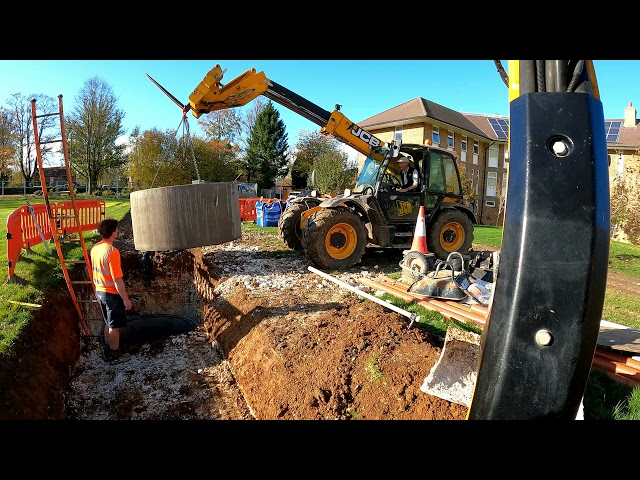 JCB - Swale & soakaway project with iDig