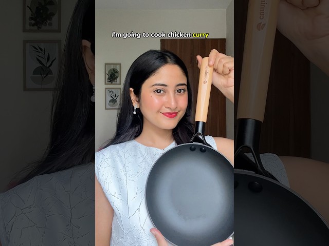 Making chicken curry for my siblings 😇💫 #cooking #pan #shorts