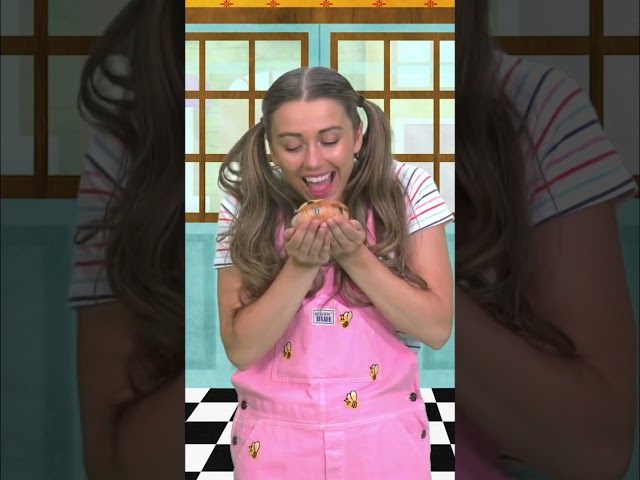 We All Love The Muffin Man! | Bumble Bree