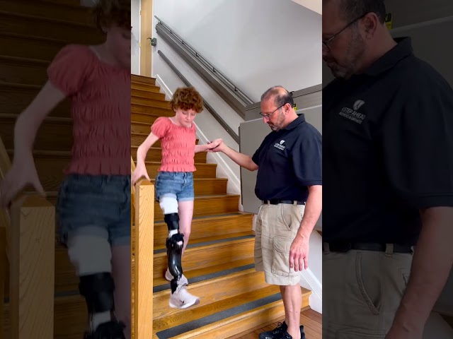 Leah using her Rotationplasty Prosthetic Leg