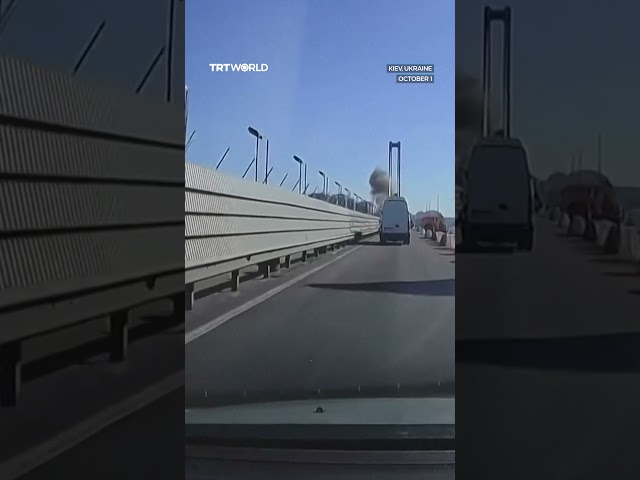 Russian strike hits bridge over Dnipro River in Kiev