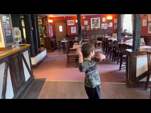 Review 2/2, The Fleur De Lys, East Hagbourne