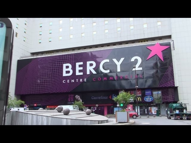 Bercy 2 Centre Commercial  in Paris, France in Full 3D HD