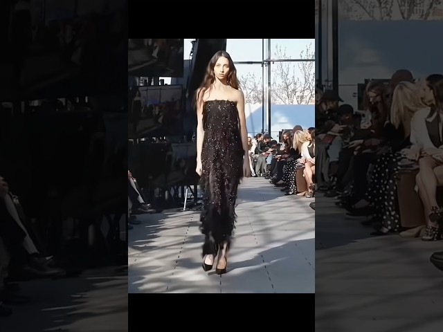 She Didn't Come To Play 👑🔥 || Yasmin Wijnaldum Walk For Stella McCartney 2024 Runway Show