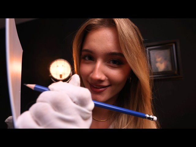 ASMR Crazy girl draws your portrait