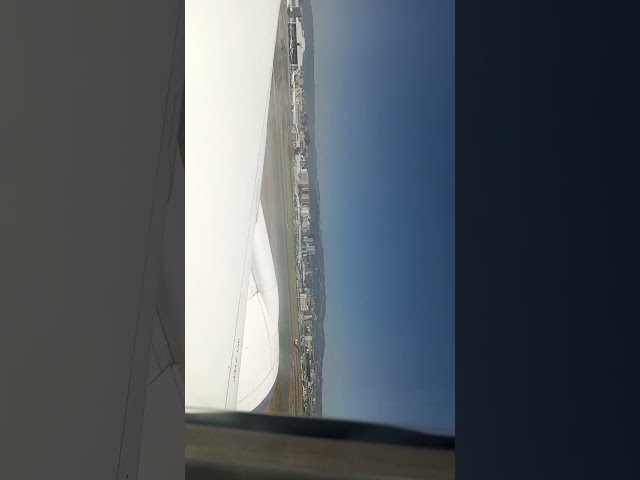 Plane Landing #iata #plane #airport