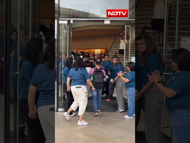 iPhone 18 Pro Sale Begins With Huge Crowds | iPhone 18 Pro Sale Starts At ₹1,64,900