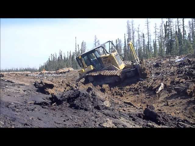 muddy 2:1 ditch