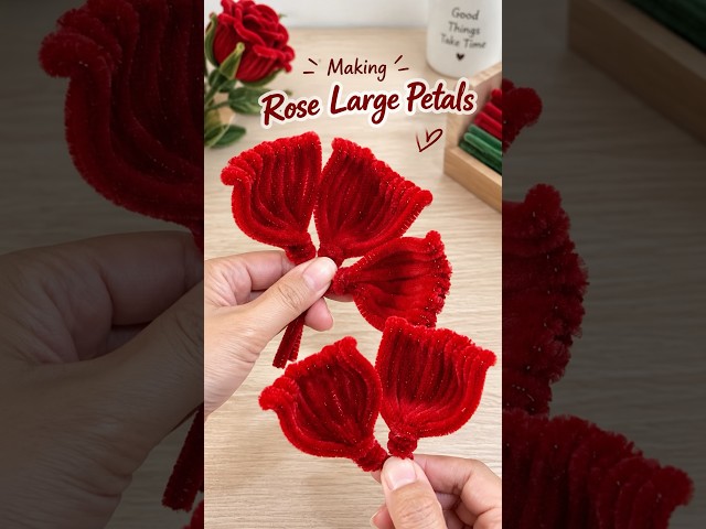 Making Large Rose Petals with Pipe Cleaners 🌹 #shorts #pipecleanercrafts
