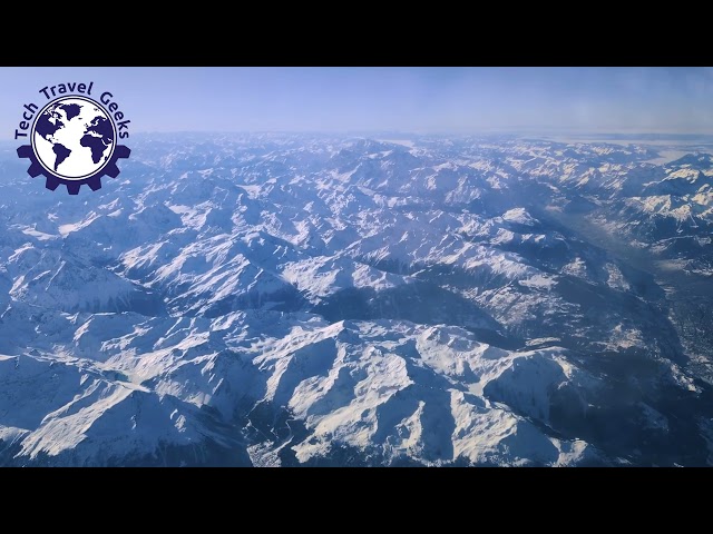 Flying over the snowy Alps [Pixel 9 Pro XL] #Alps #snow #ShotOnAndroid