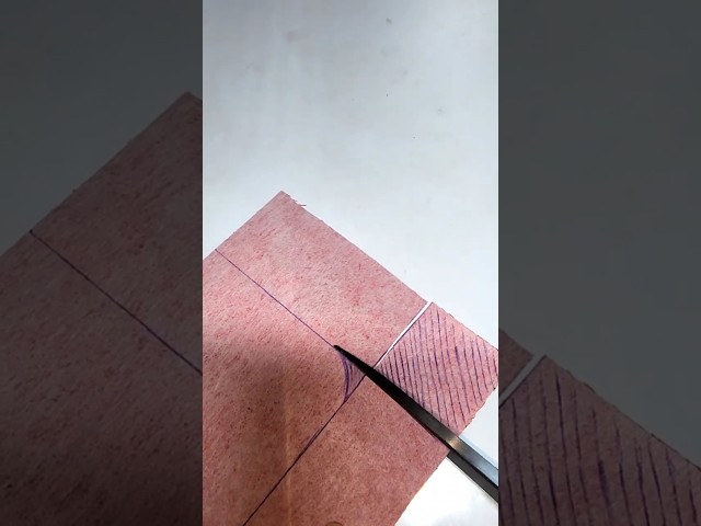 Brilliant Sewing Trick for Perfect Curved Corners! ✂️👜 #shorts