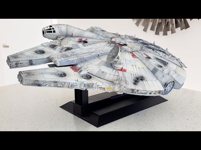 Finished! - Building Bandai's Perfect Grade Millennium Falcon Part 7
