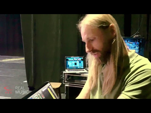 Mixing monitors for Lara Fabian on Allen & Heath dLive with Igor Dockx