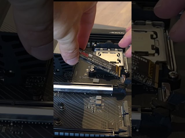 Day 1 Building a mini lab Part1 #shorts  #desksetup #computerhardware #ddr5 #samsung #amdryzen