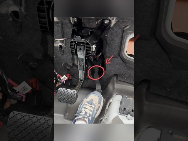 Why Most Cars Use Suspended Accelerator Pedals #automobile #cars #mechanic #cartok