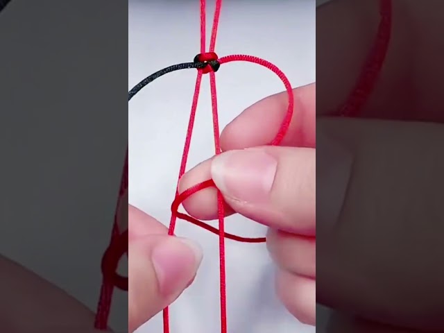 💫 DIY Beautiful Macrame Bracelet