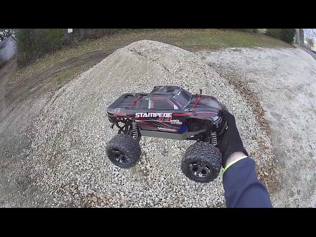 Traxxas - Stampede 4X4 VXL - Rock Pile Jumps