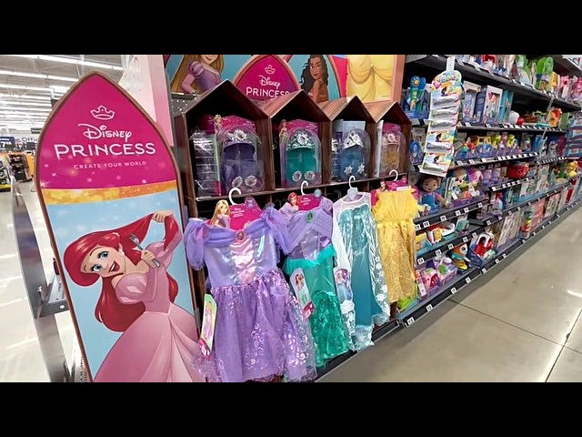 DISNEY PRINCESSES - Beautiful New Display @ WALMART - Princess Dresses!
